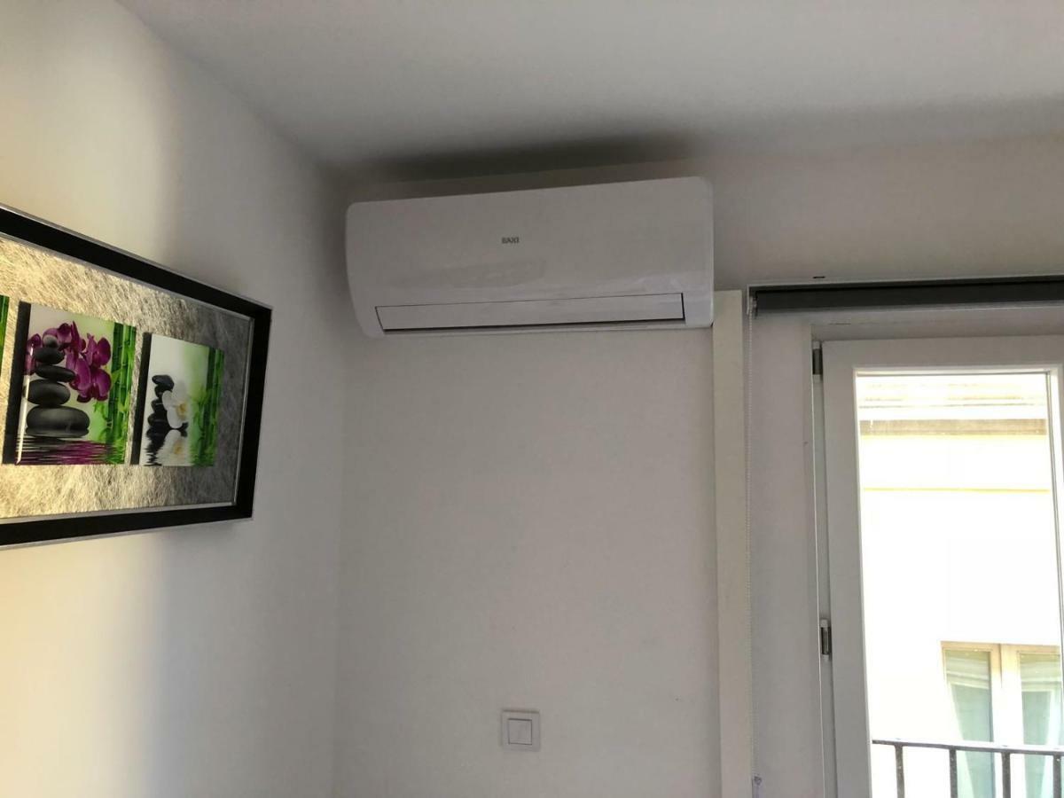 Apartment In Sol Madrid Extérieur photo